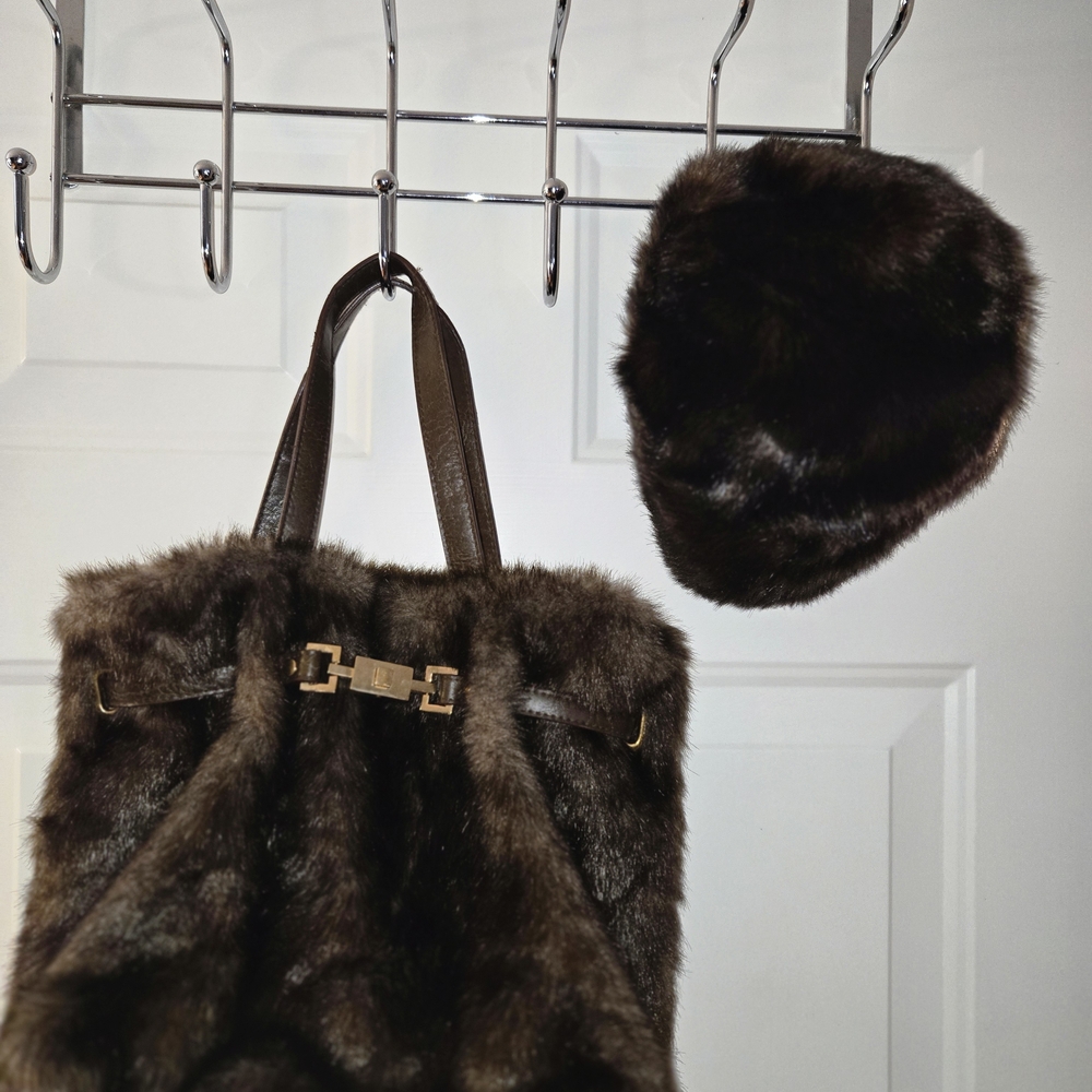 Tiannl Dark Brown Faux Fur Handbag and Hat Set